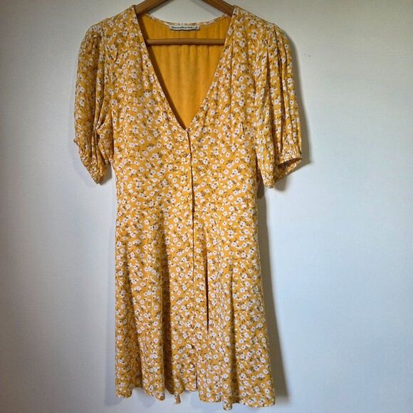 EUC ABERCROMBIE & FITCH YELLOW DITSY FLORAL V NECK BUTTON DOWN SHORT DRESS SZ SM - Picture 1 of 15